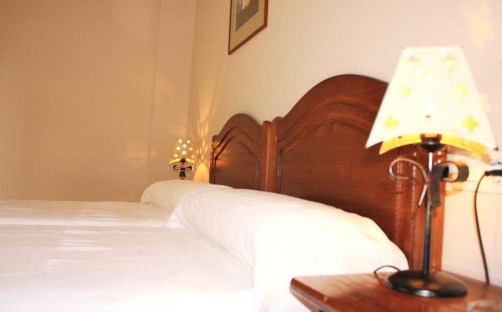 Hostal Carlos 2 La Línea de la Concepción Kültér fotó